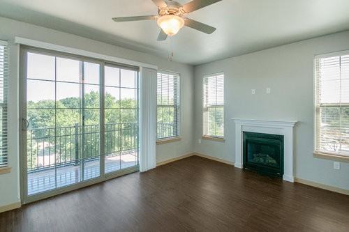 808 5Th Street - Photo 4 of 7