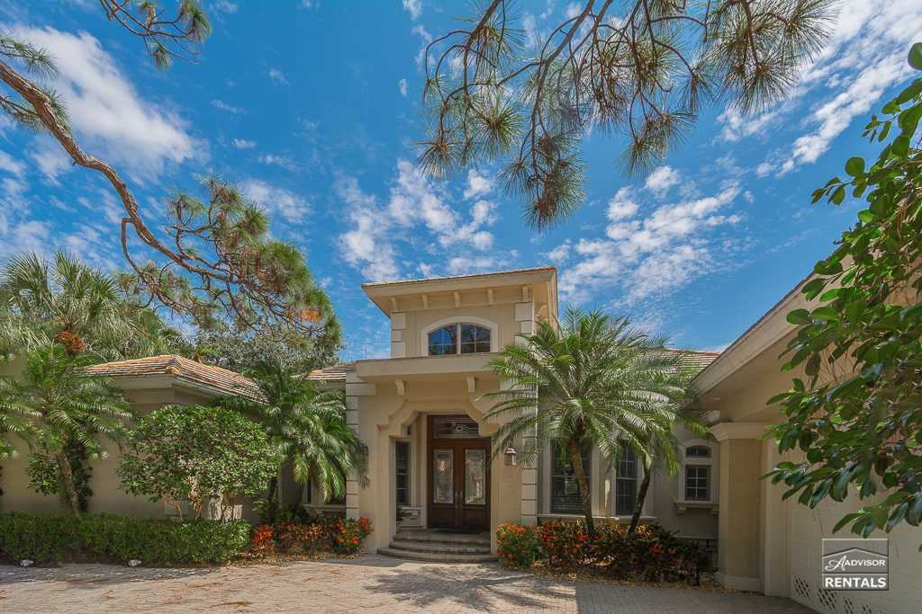 999 Barcarmil Way - Photo 2 of 8