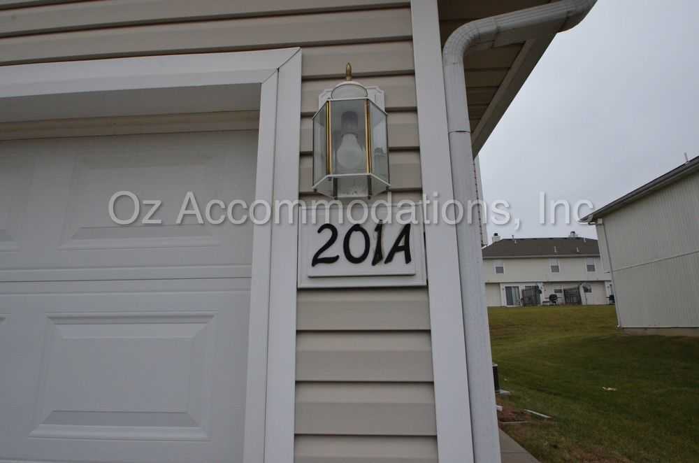 201 Ne Dogwood St. - Photo 2 of 21