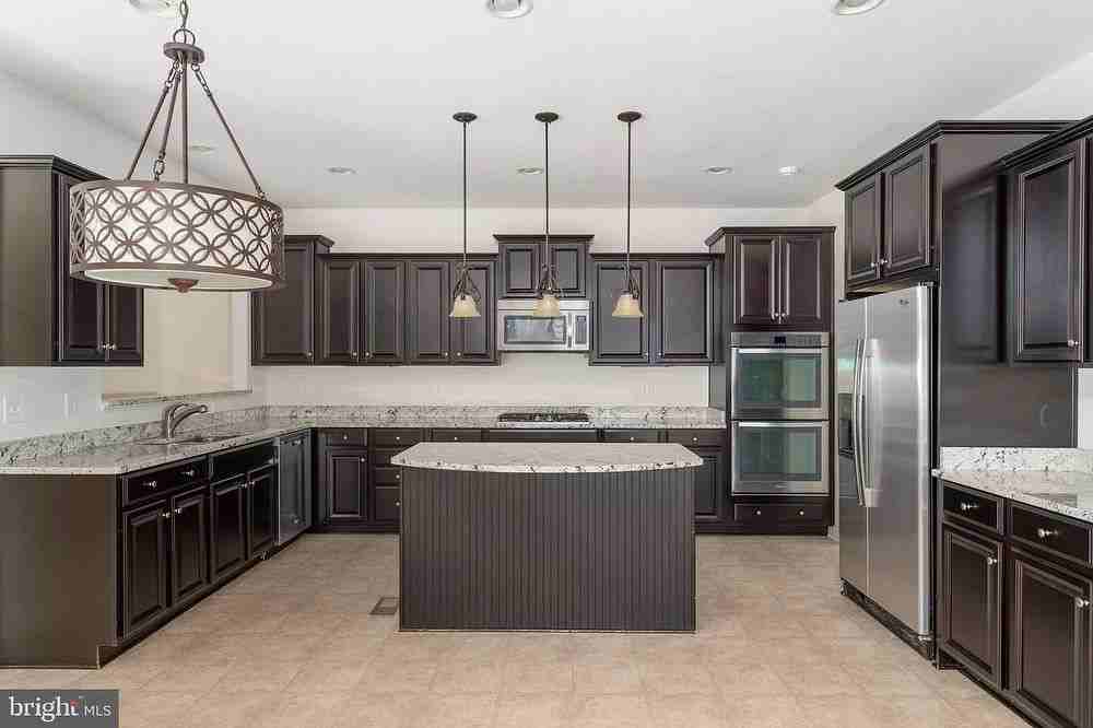 24 Darden Court - Photo 2 of 32