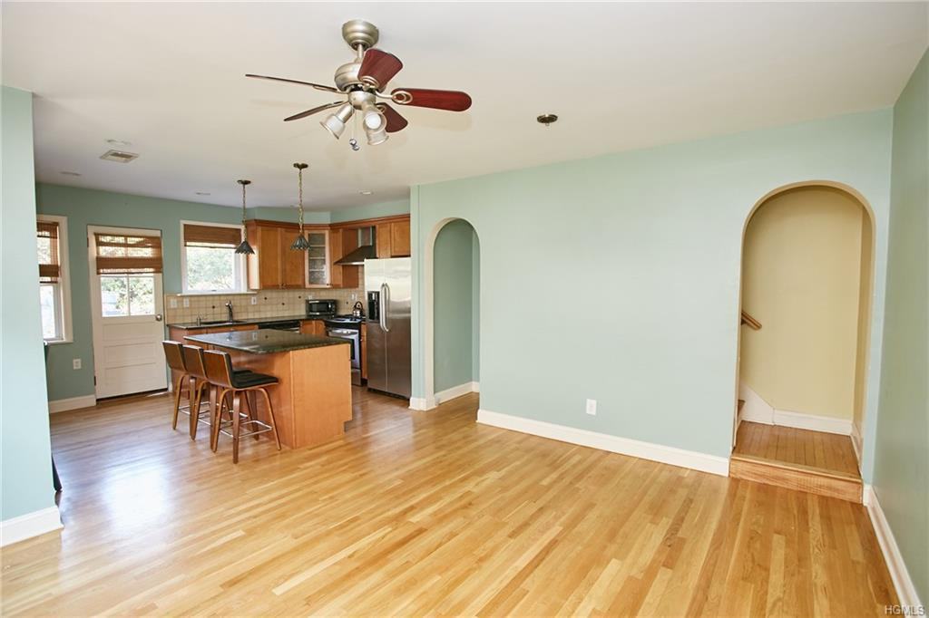 38 Chester Place - Photo 3 of 19