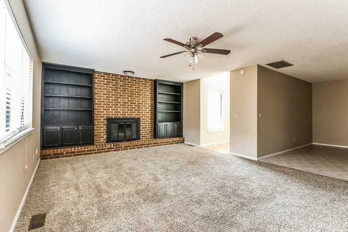621 Northwest 141st Street - Photo 3 of 14