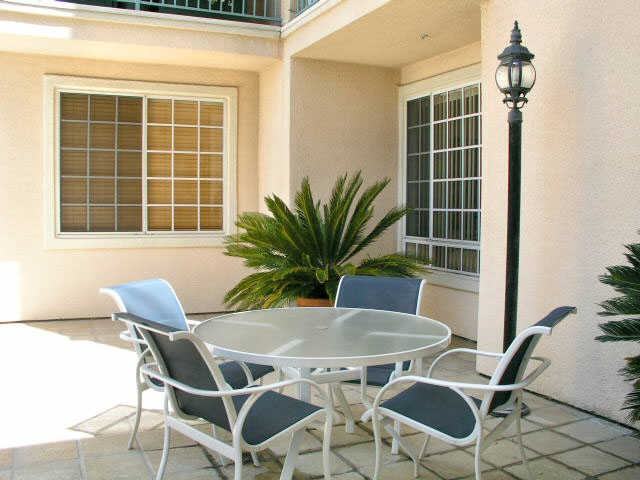 Villa Doheny I & II - Photo 3 of 9