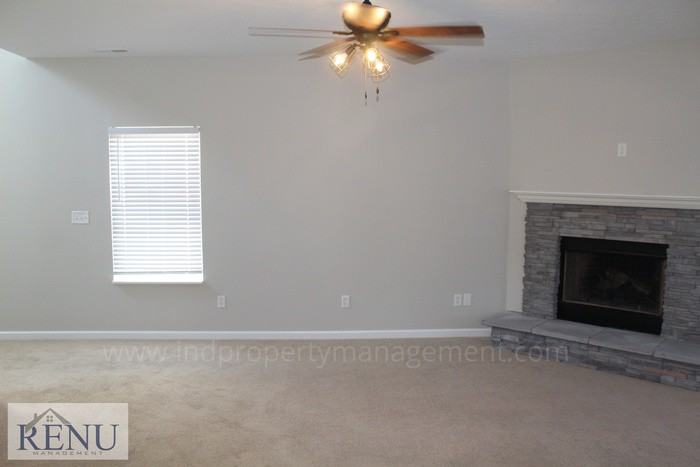 8840 Ingram Lane - Photo 3 of 10