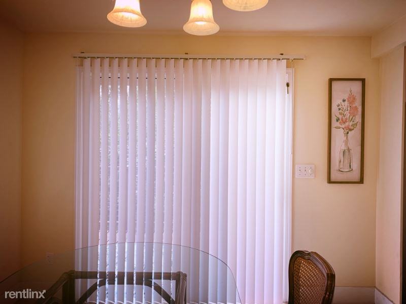 1913 Beachwood Dr - Photo 2 of 23