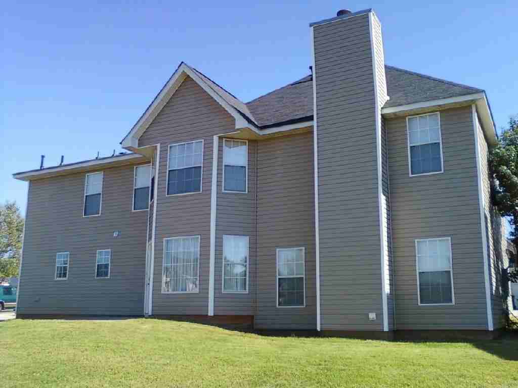 505 Concord Terrace - Photo 2 of 11