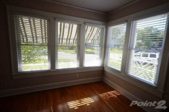 110 Margaret St - Photo 3 of 8