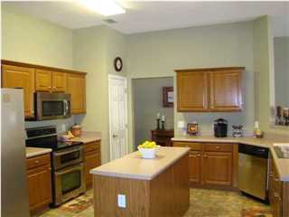 1886 Burnham Ct - Photo 3 of 20