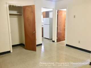 33 Grove St 2r Woonsocket Ri 02895 1 Bedroom Apartment