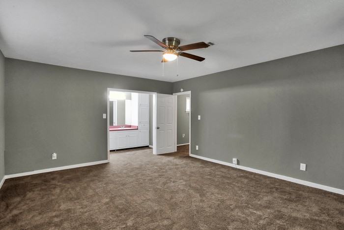 117 Sumner Hill Drive - Photo 2 of 12