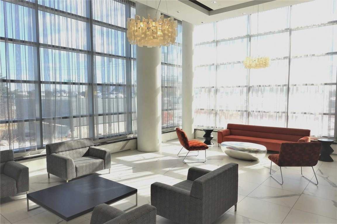 1 BED + DEN LOVELY CONDO FOR RENT @ VAUGHAN | HWY 7 - Photo 2 of 7