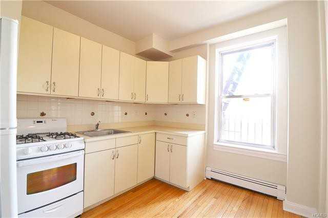 106 Fourth Avenue - Photo 2 of 6