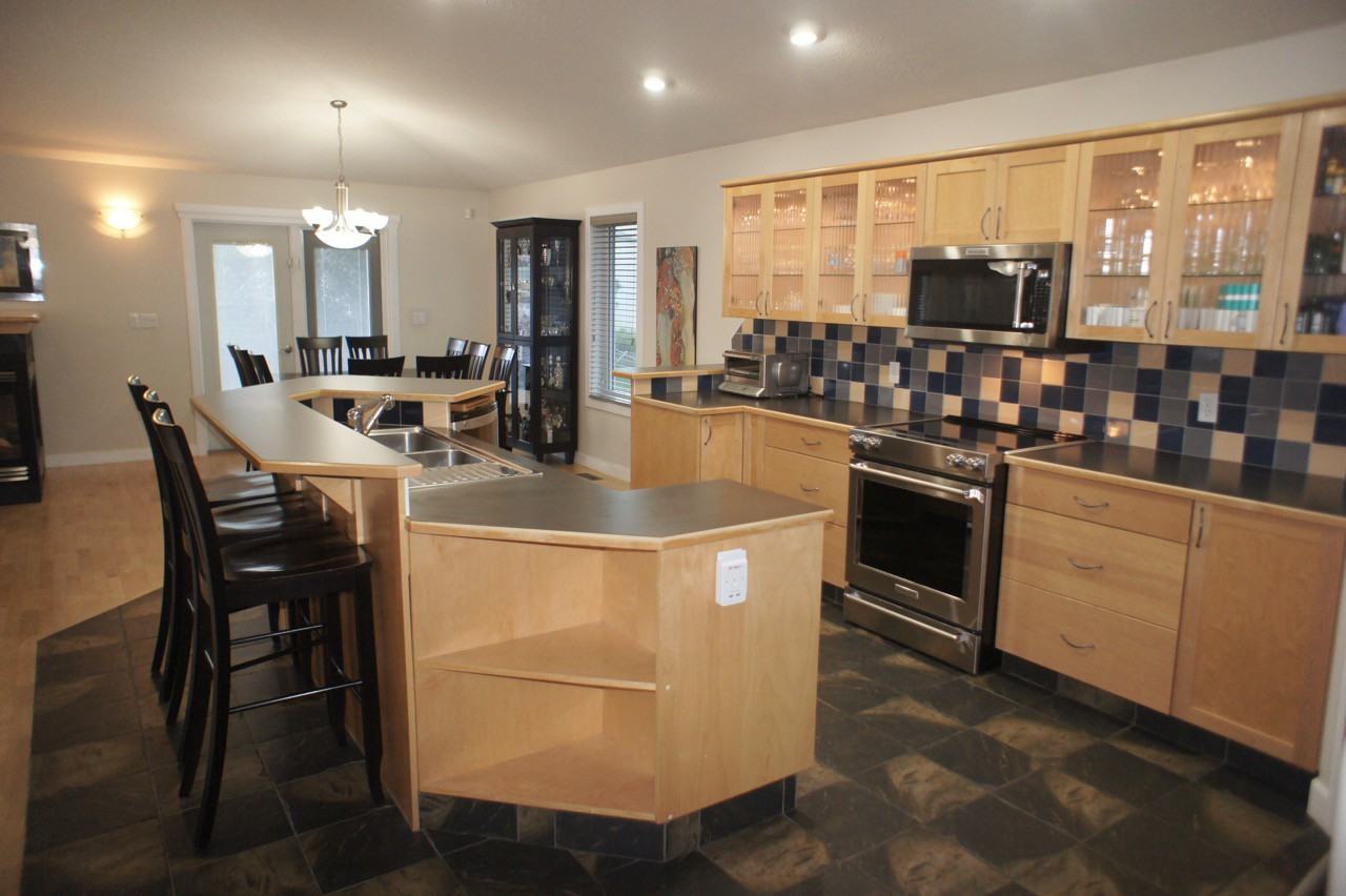 16219 84 St Nw - Photo 7 of 25