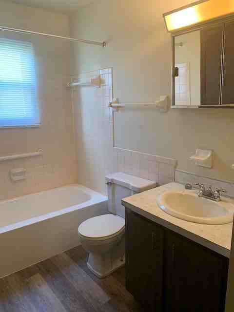 155 N 17th St - Photo 2 of 6