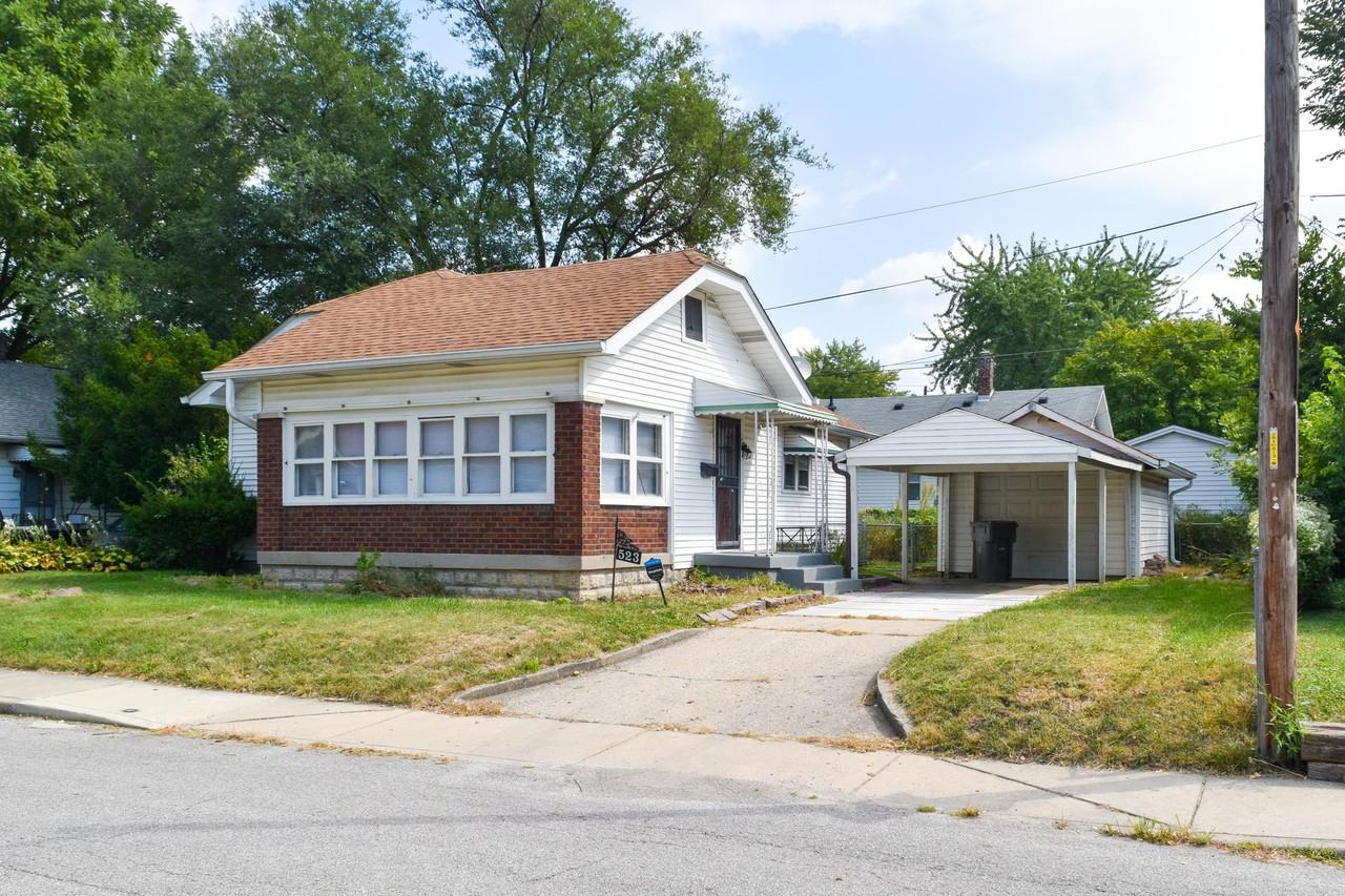 523 Carlyle Pl - Photo 2 of 24