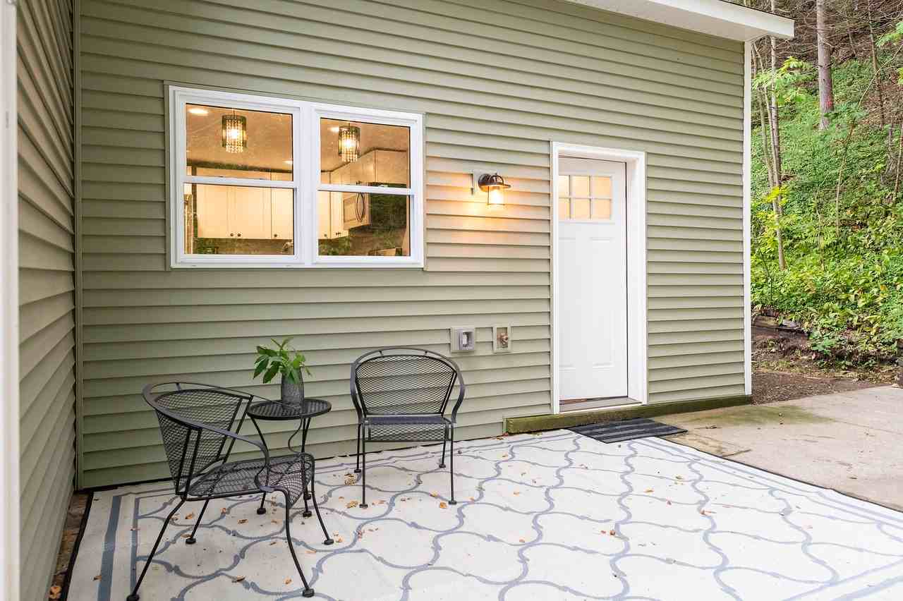 16696 Tyler St - Photo 3 of 23