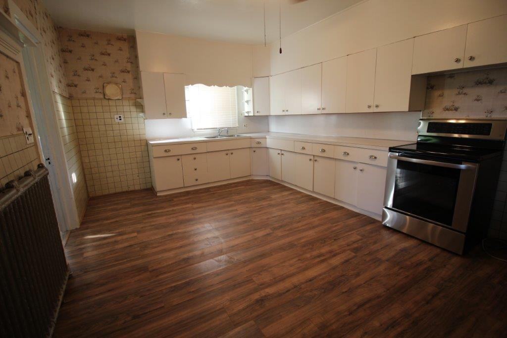 3162 Irishtown Rd - Photo 2 of 11