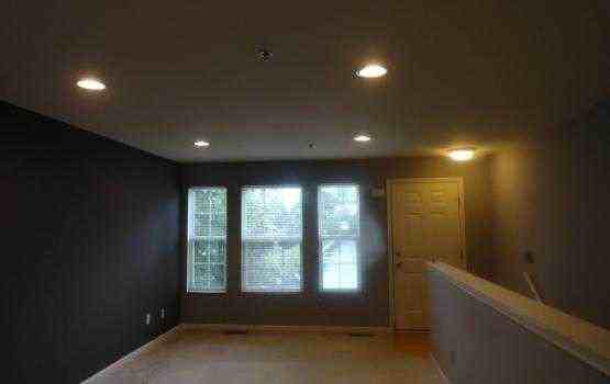 3084 Schoolhouse - Photo 3 of 8