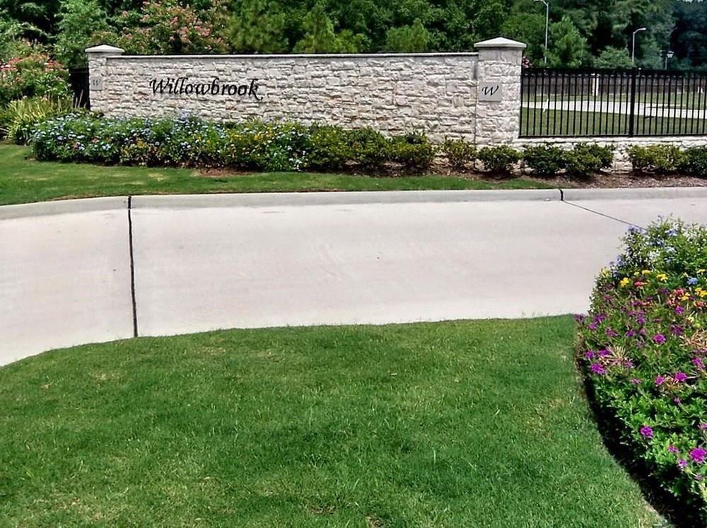 13600 Breton Ridge Street 16c - Photo 2 of 36