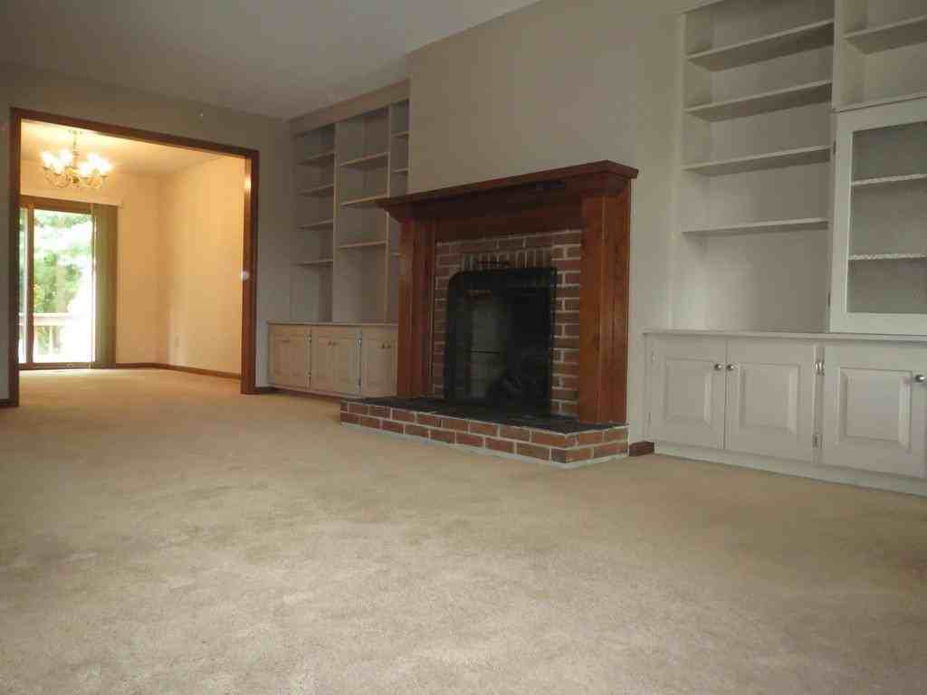 2 Castle Hill Rd Unit C - Photo 2 of 20
