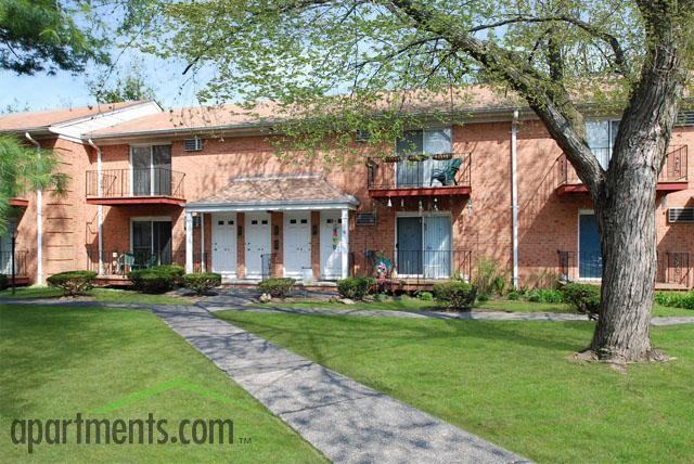 Midland Apartments - Photo 3 of 6