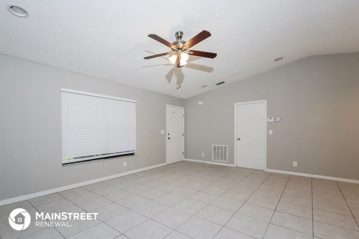 18225 41st Road North - Photo 3 of 15