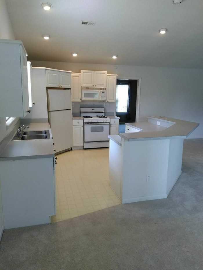 3200 New Hampshire Drive - Photo 3 of 23