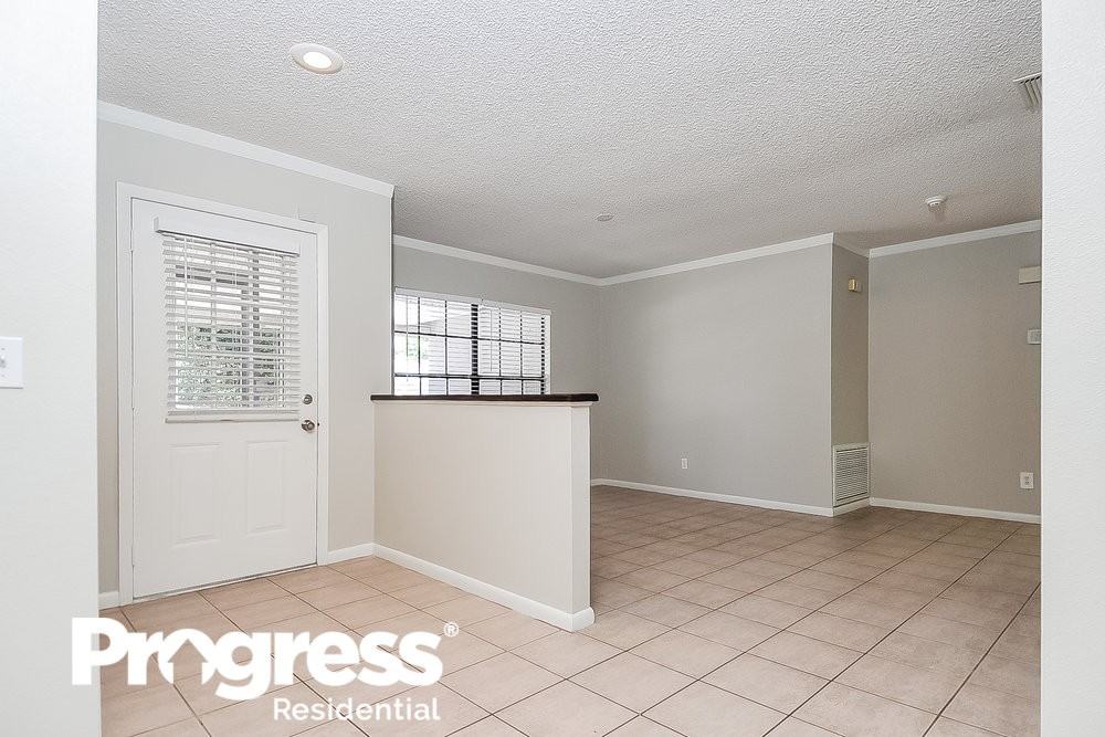 2703 Cedarcrest Pl - Photo 3 of 15