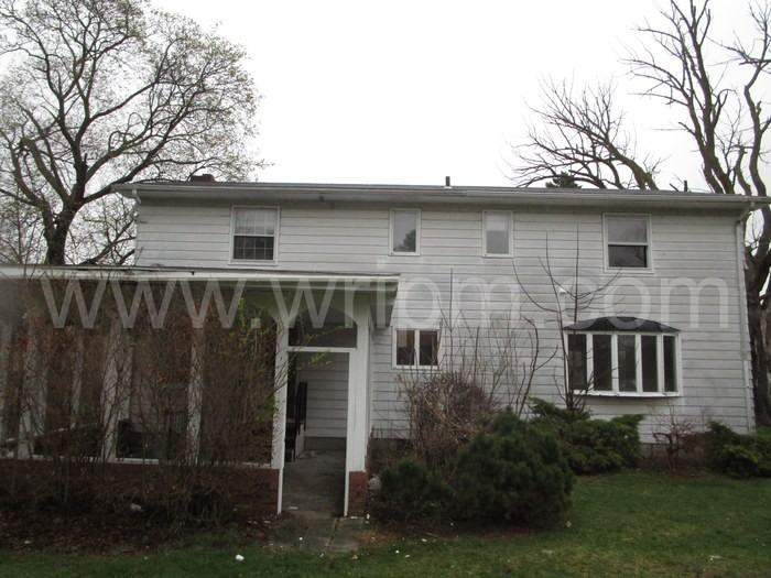 3472 Northwest Catawba Road - Photo 3 of 12