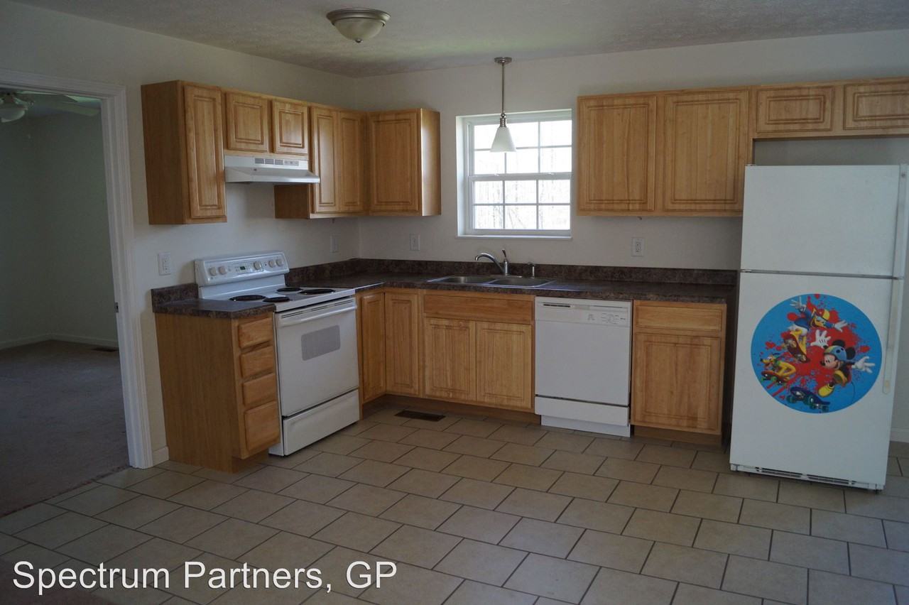 2469 Parkertown Rd - Photo 3 of 19