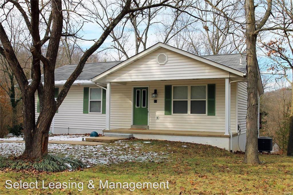 201 Lakeview Dr - Photo 2 of 35