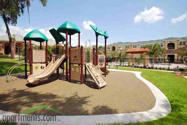 Sabal Ridge Apartments - Photo 2 of 18