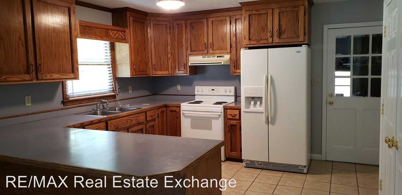 5507 Worth Drive - Photo 3 of 5