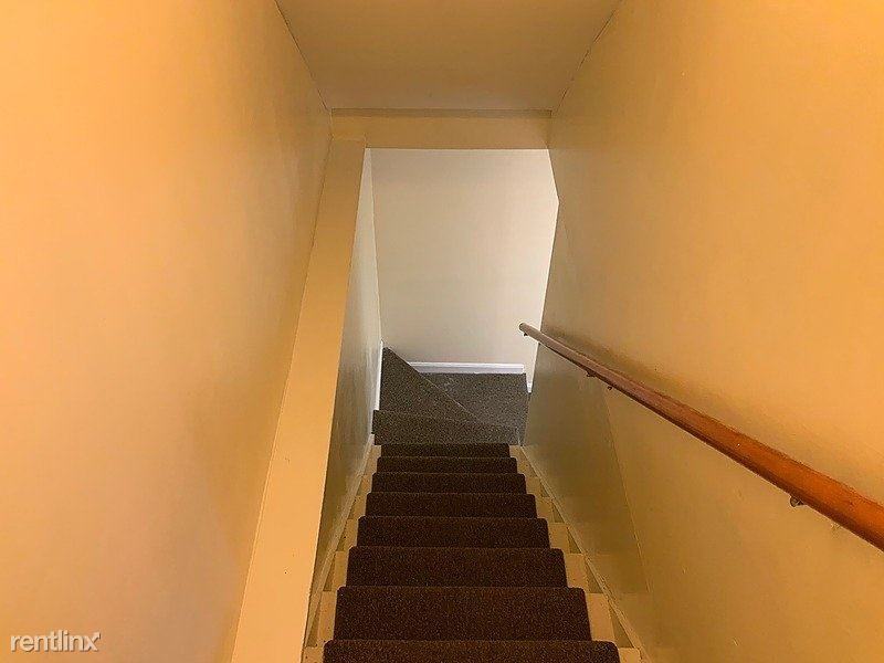 23 Summit Circle - Photo 2 of 8