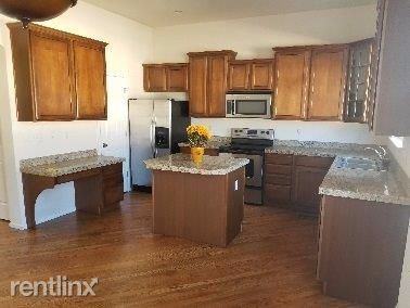 1412 Royal Troon Dr - Photo 3 of 16