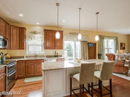 14 Clark Ln - Photo 3 of 6