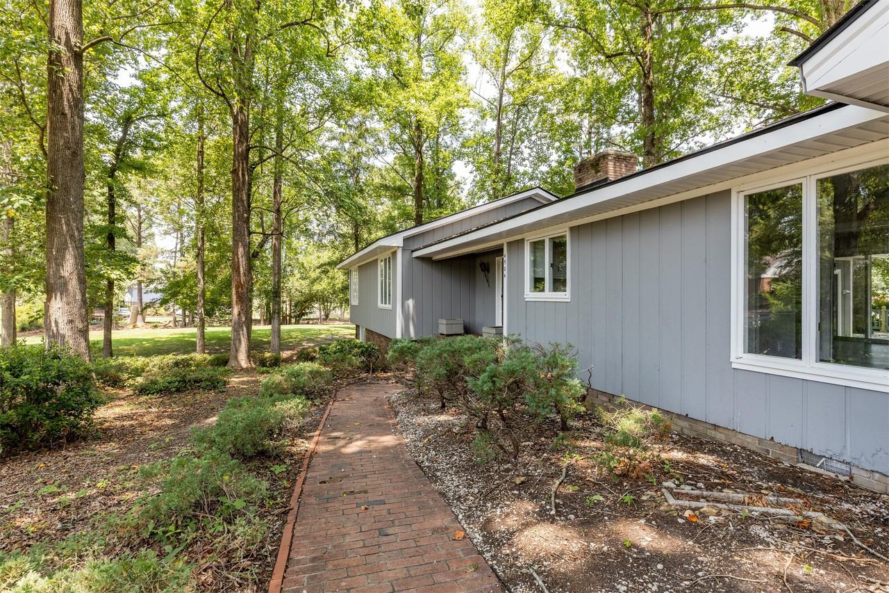 4504A 4504-A Saint Andrews Drive North #A - Photo 3 of 43