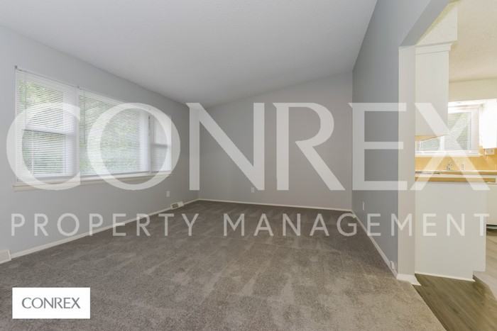 6510 Northwest Ames Drive - Photo 3 of 8