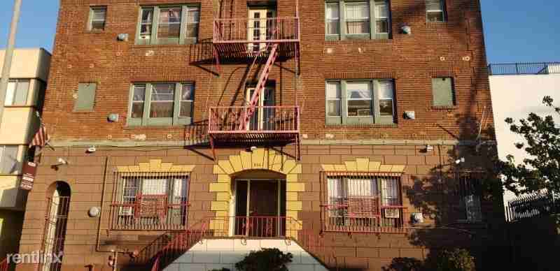 844 S Westlake Ave 209 - Photo 2 of 11