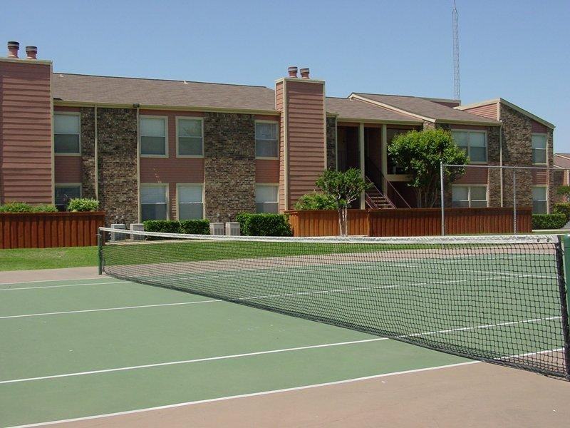 Fairway - Photo 3 of 11