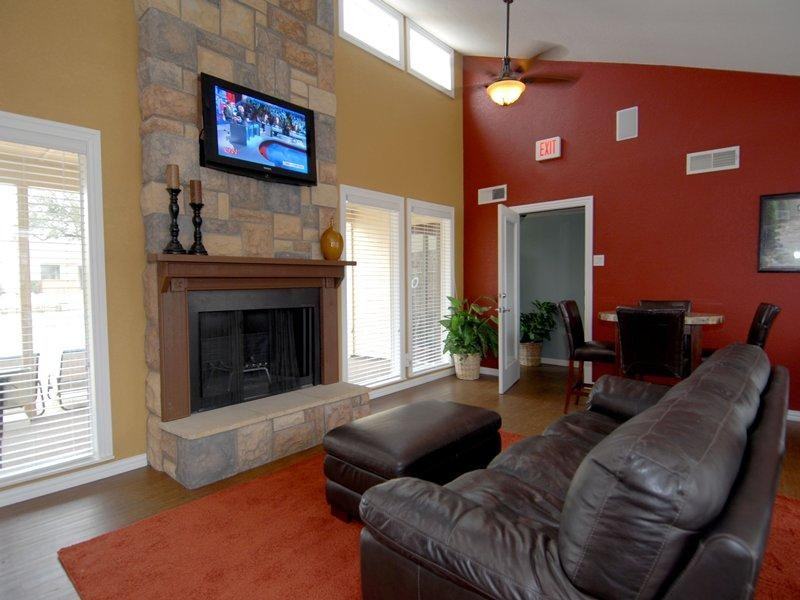 Fairway - Photo 2 of 11