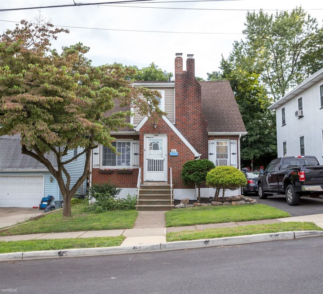 60 Grove Ave - Photo 2 of 10