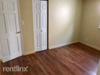 432.5 S Franklin St - Photo 3 of 4