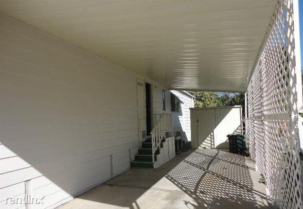 1048 Jean Dr - Photo 3 of 6