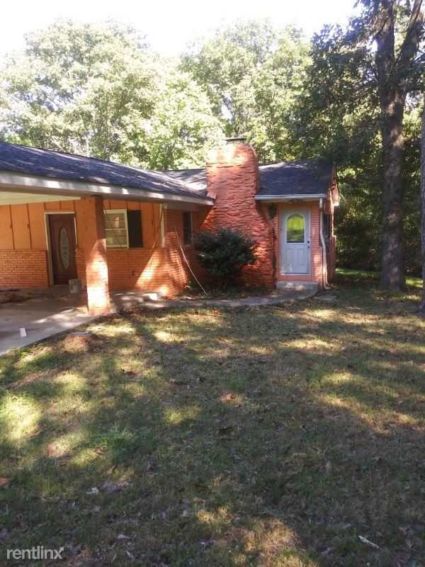 6109 Venetian Way Se - Photo 2 of 11