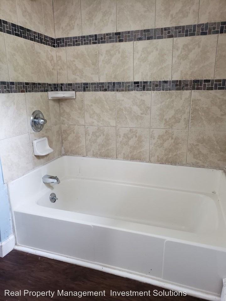 117 Second Ave - Photo 2 of 6