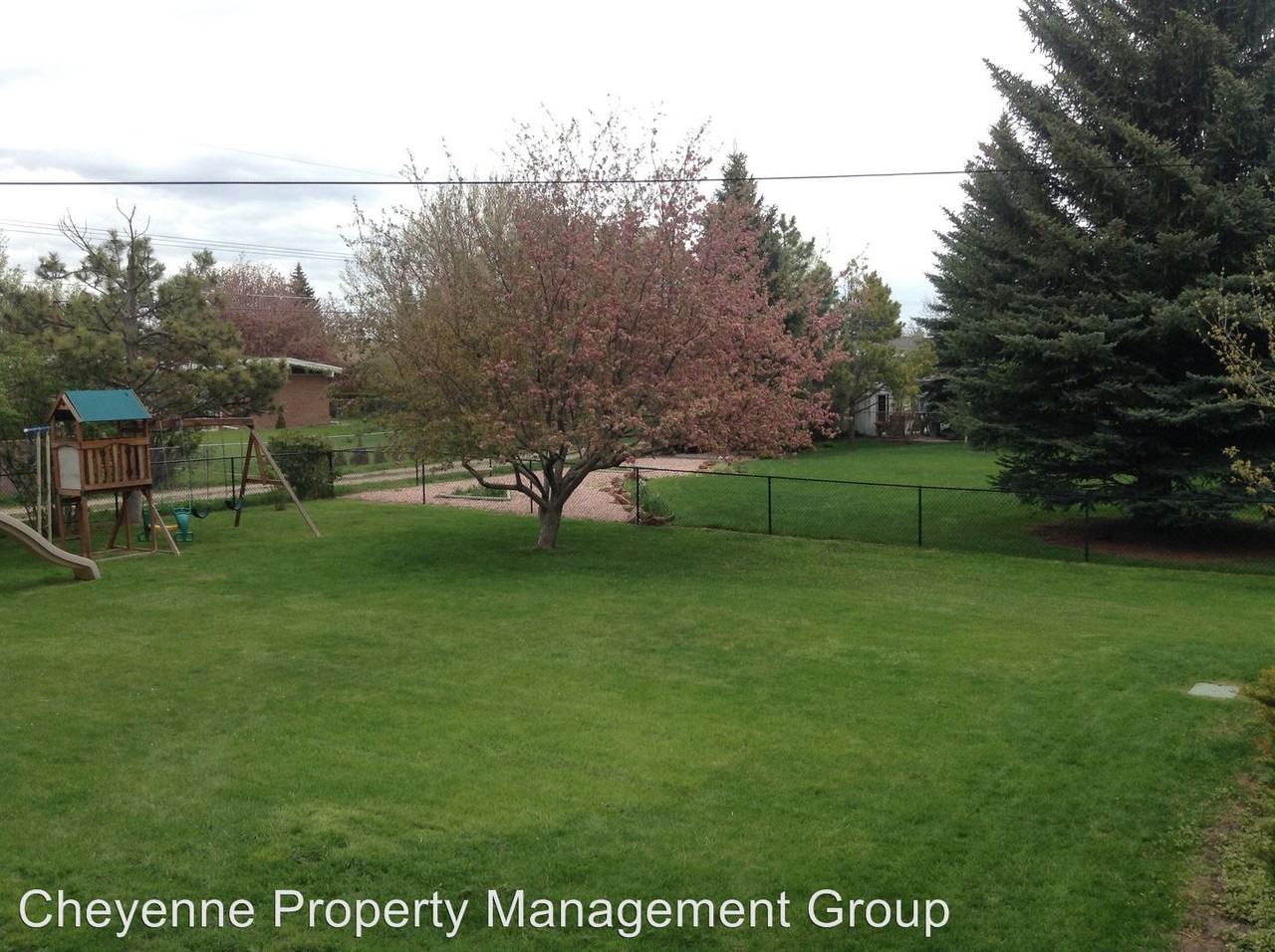 830 Pike Street - Photo 2 of 13