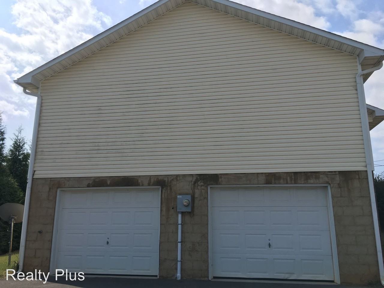 209 Tristan Lane - Photo 2 of 11