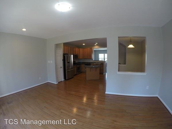 372 Concetta Dr. - Photo 3 of 12