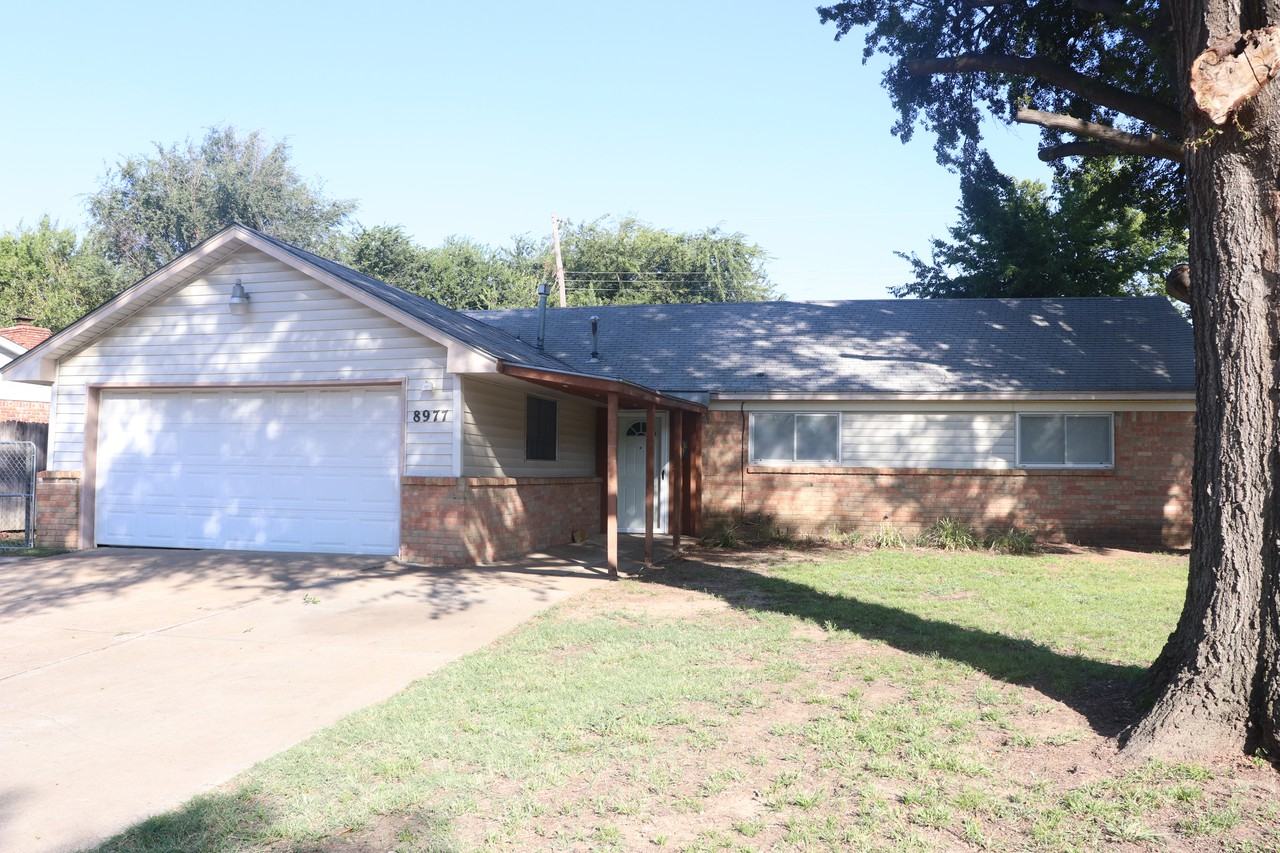 8977 E 33rd Pl - Photo 2 of 34